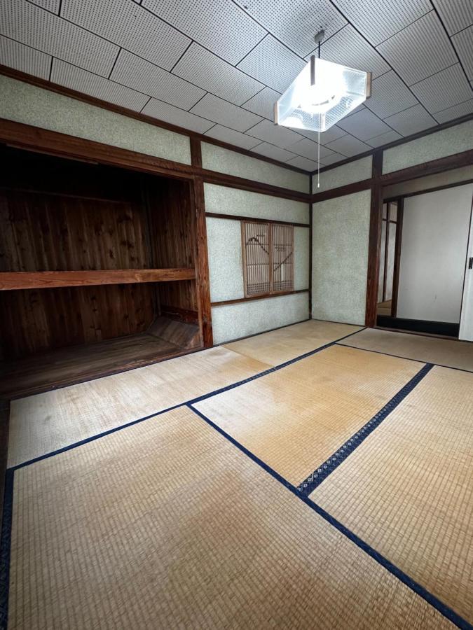 素泊まり民宿とみや Oshima Екстер'єр фото