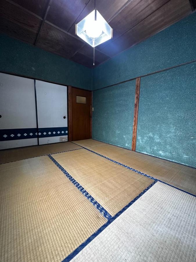 素泊まり民宿とみや Oshima Екстер'єр фото